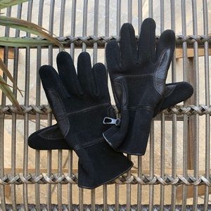 Black Naugahyde w Leather trim